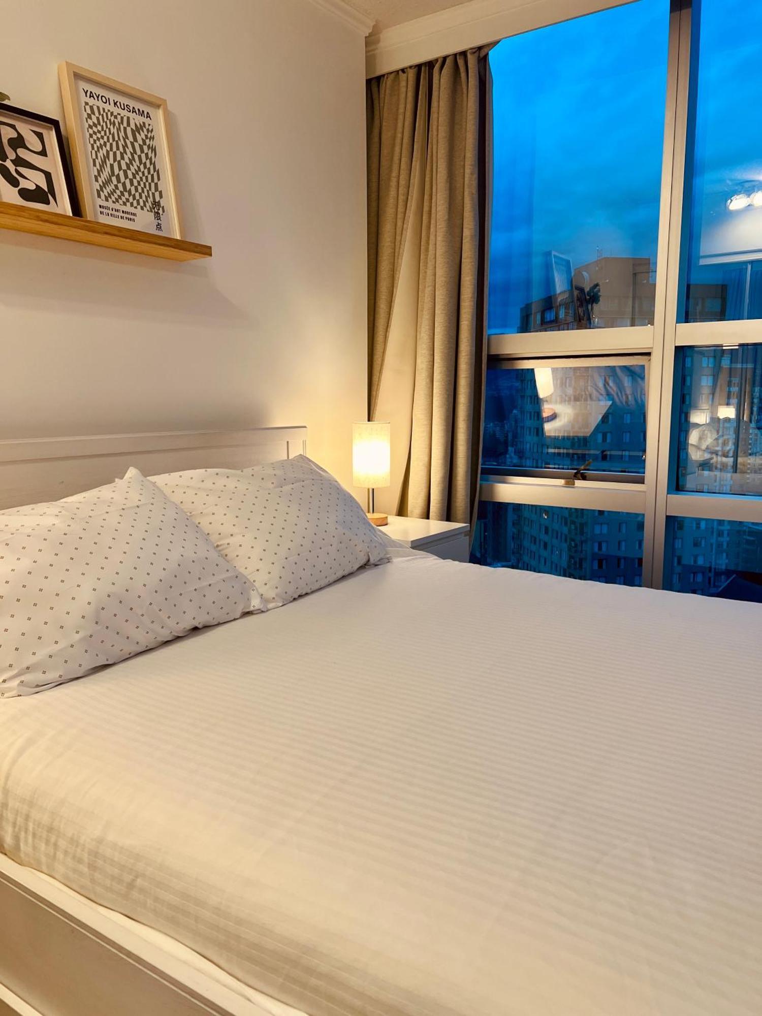Ferienwohnung Stunning Skyline Views In A Cozy And Stylish Abode Vancouver Exterior foto